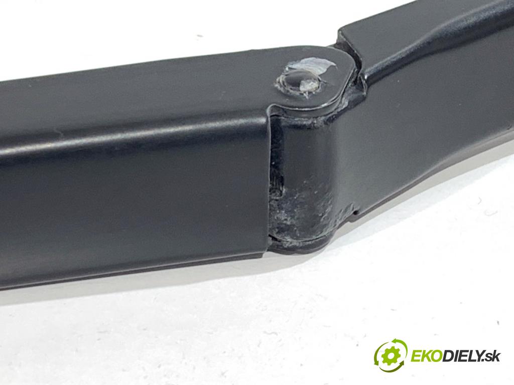 VW GOLF VII Kombi 2015 110 kW 2.0 TDI 1968 ramena stěrače přední část 5G1955409B