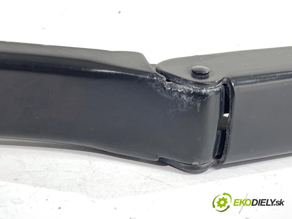 VW GOLF VII Kombi 2015 110 kW 2.0 TDI 1968 ramena stěrače přední část 5G1955409B