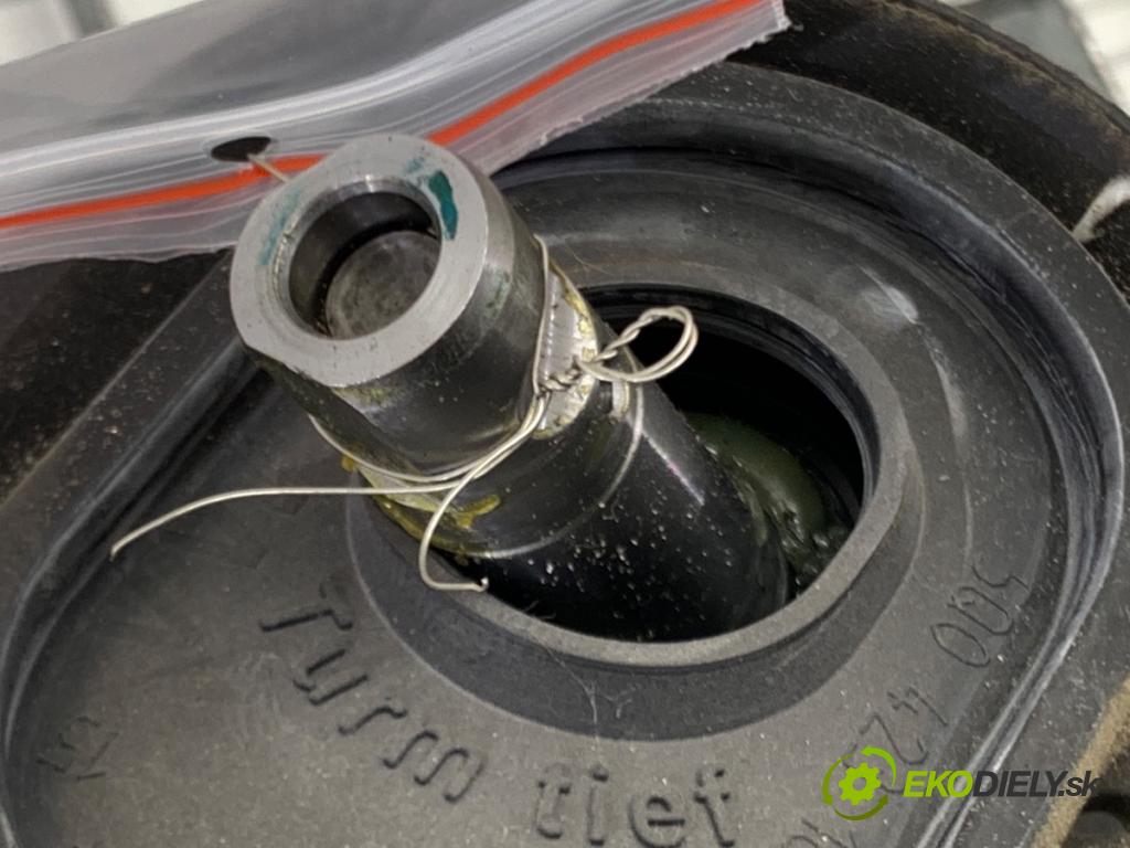 VW GOLF VII Kombi 2015 110 kW 2.0 TDI 1968 řízení volantu řízení 5Q1423051AL