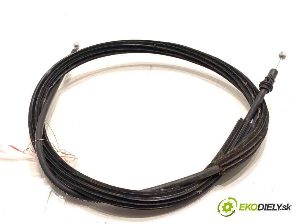 VW GOLF VII Kombi 2015 110 kW 2.0 TDI 1968 lanko kapoty 5G0823535B