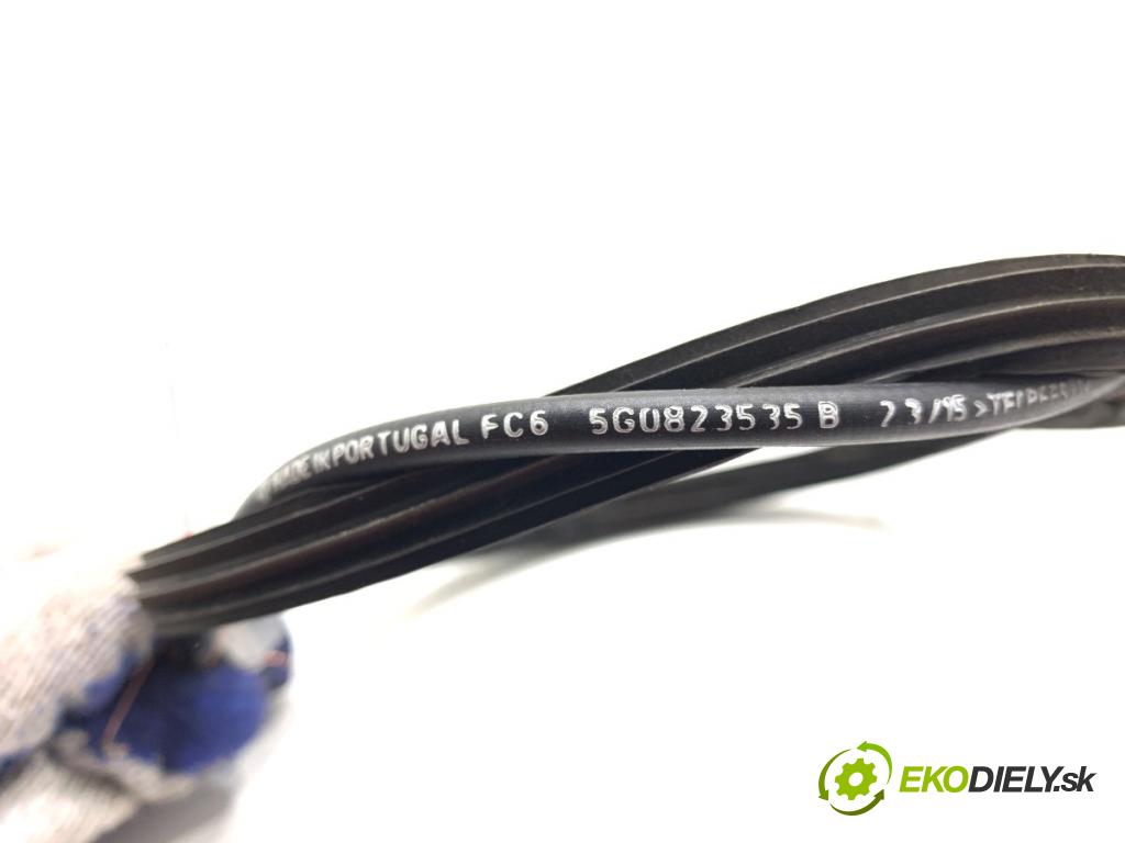 VW GOLF VII Kombi 2015 110 kW 2.0 TDI 1968 Lanko kapoty 5G0823535B