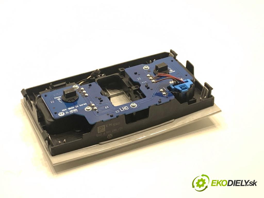 VW GOLF VII Kombi 2015 110 kW 2.0 TDI 1968 světlo stropní 3B0035711B