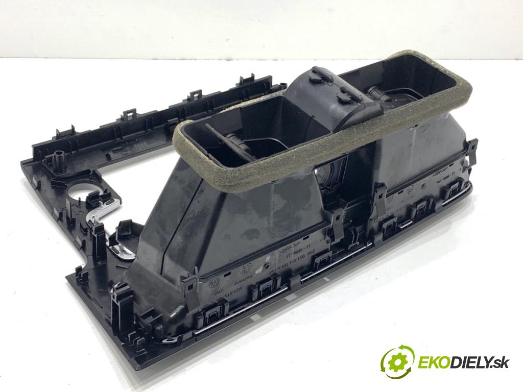 VW GOLF VII Kombi 2015 110 kW 2.0 TDI 1968 Mriežky kúrenia predný 5G1819743