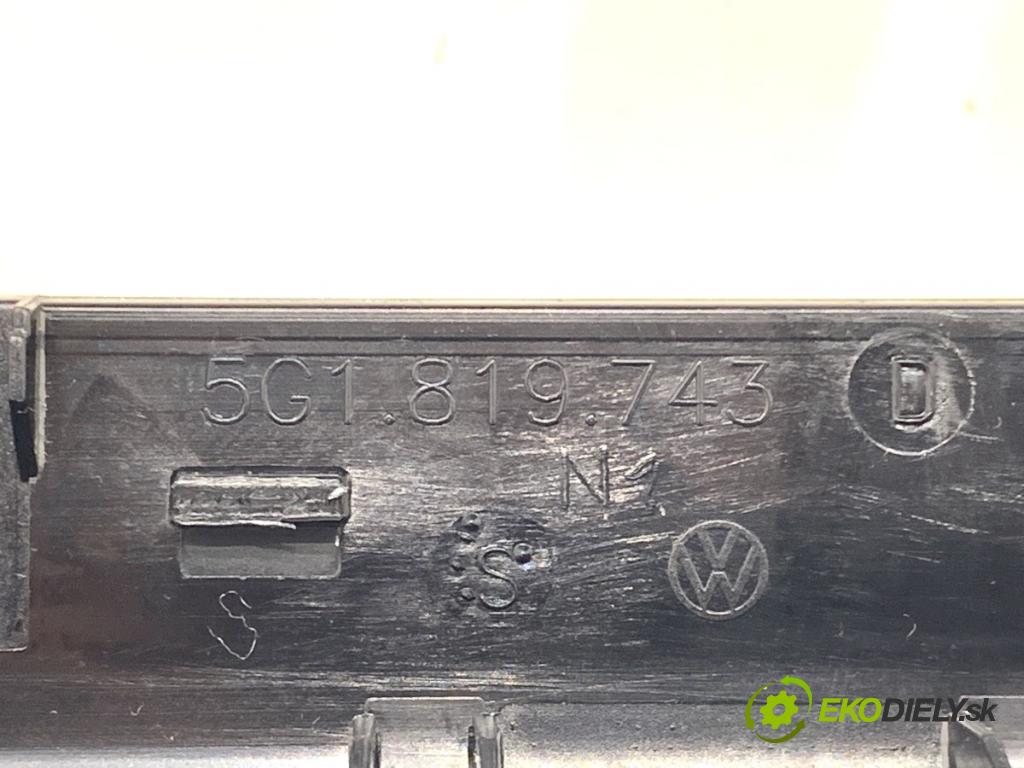 VW GOLF VII Kombi 2015 110 kW 2.0 TDI 1968 Mriežky kúrenia predný 5G1819743