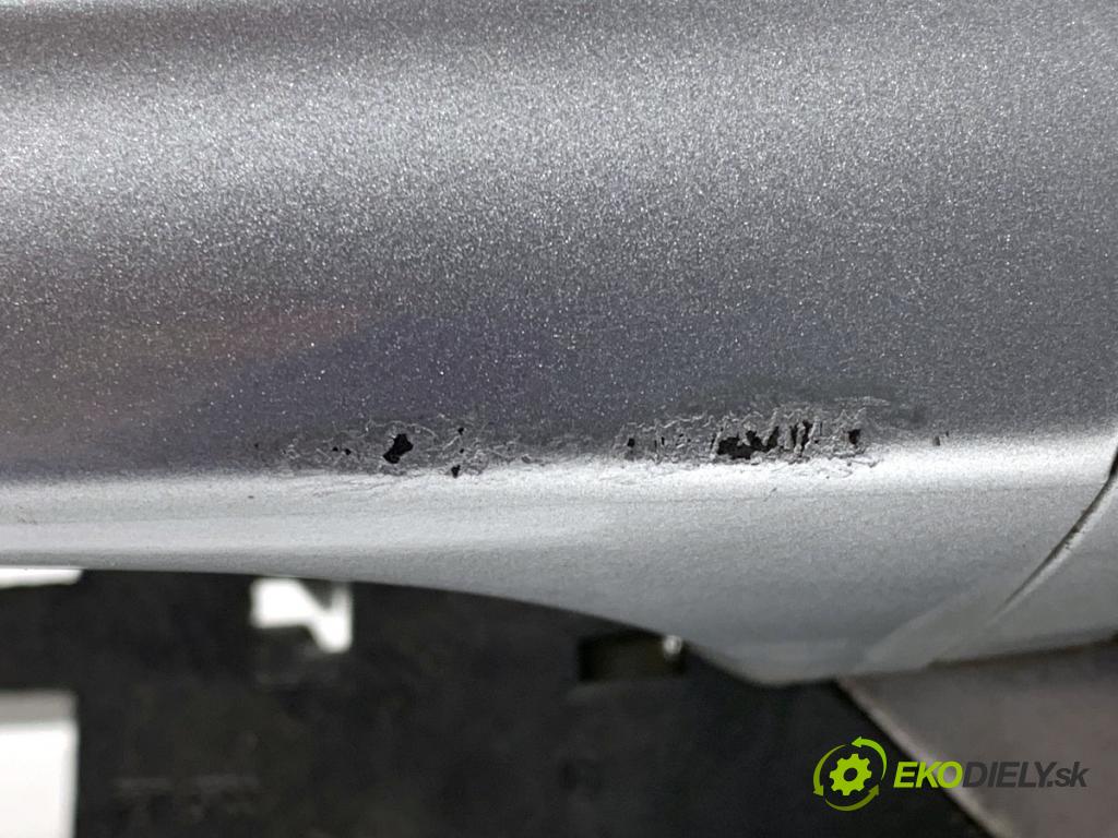 VW GOLF VII Kombi 2015 110 kW 2.0 TDI 1968 klika vnejší levý přední část