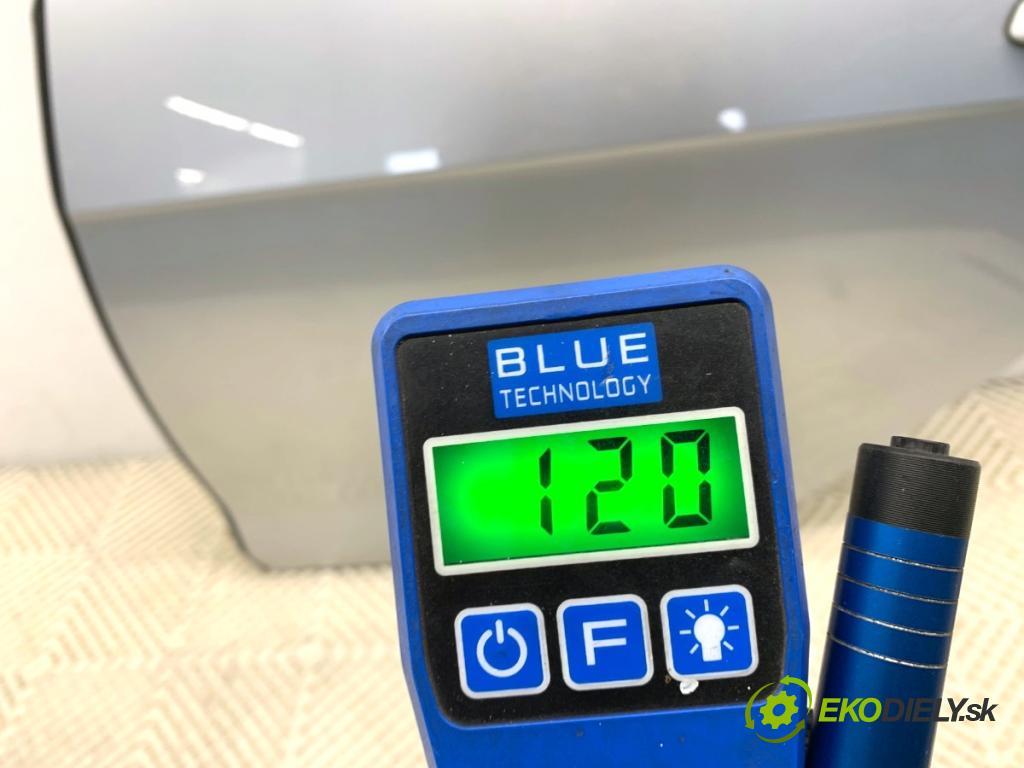 VW GOLF VII Kombi 2015 110 kW 2.0 TDI 1968 Dvere ľavy zad