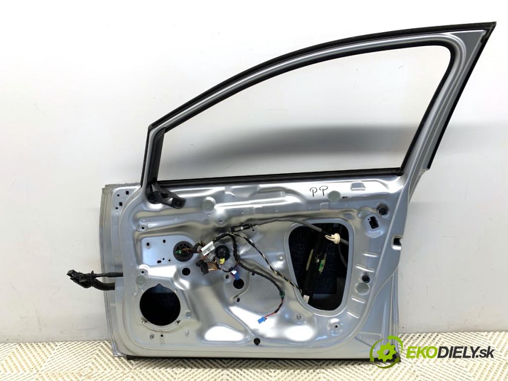 VW GOLF VII Kombi 2015 110 kW 2.0 TDI 1968 dveře pravý přední část