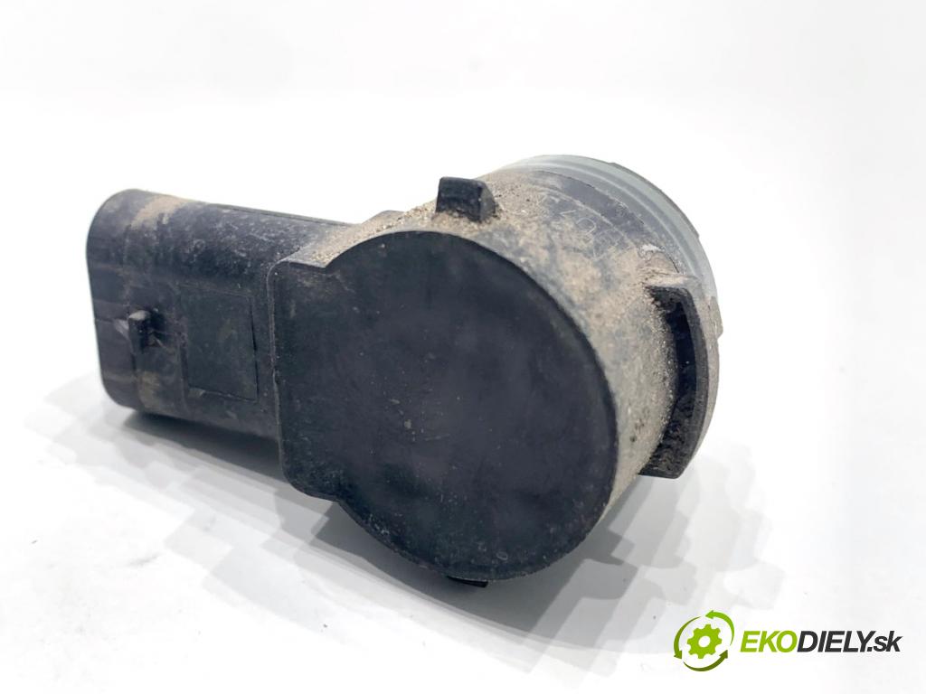 VW GOLF VII Kombi 2015 110 kW 2.0 TDI 1968 Snímač PDC 5Q0919275B