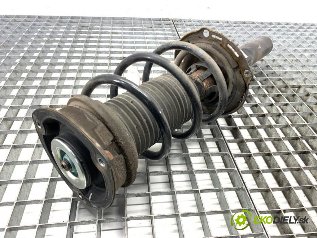 VW GOLF VII Kombi 2015 110 kW 2.0 TDI 1968 tlumič levý přední část ZE 5Q0413023GQ