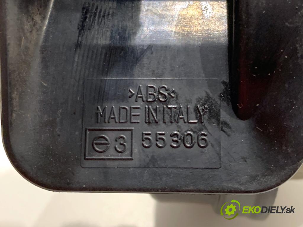 VW GOLF VII Kombi 2015 110 kW 2.0 TDI 1968 klaksón A046522