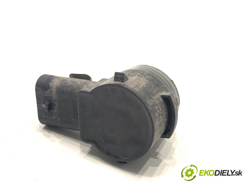 VW GOLF VII Kombi 2015 110 kW 2.0 TDI 1968 Snímač PDC 5Q0919275B