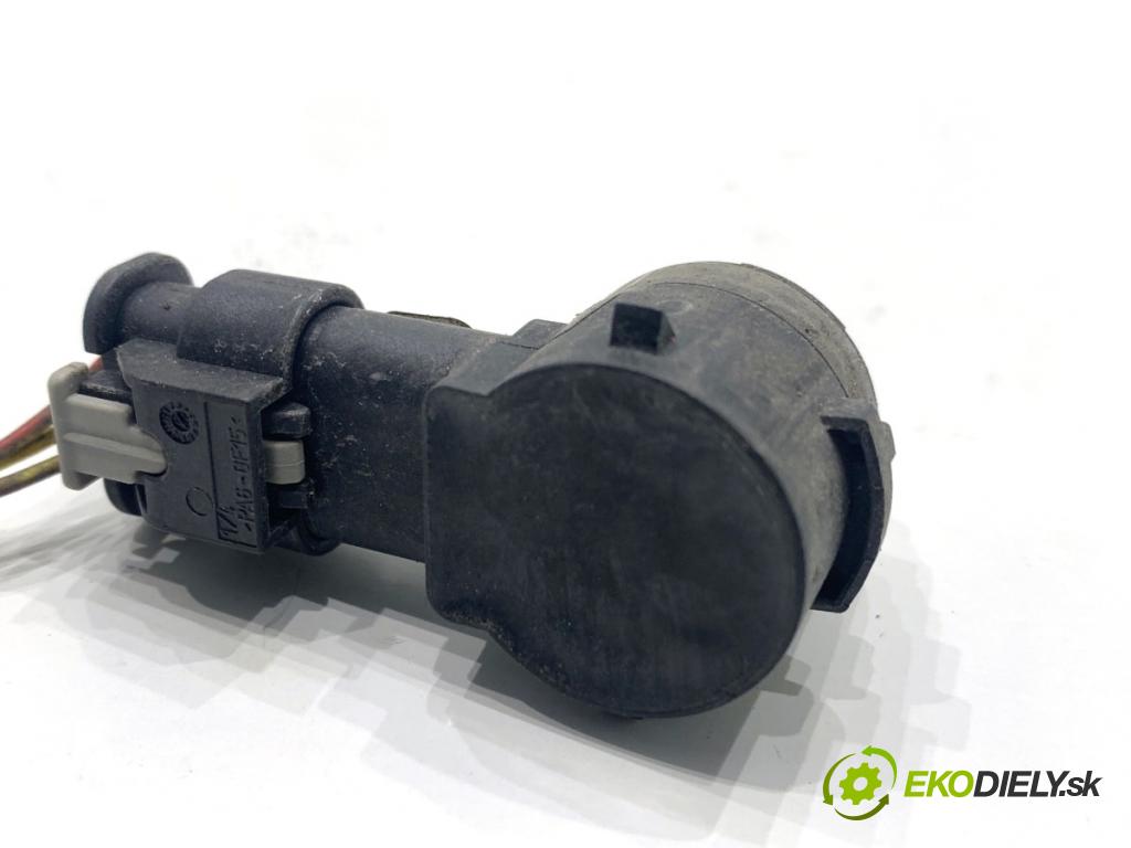 VW GOLF VII Kombi 2015 110 kW 2.0 TDI 1968 Snímač PDC 5Q0919275B