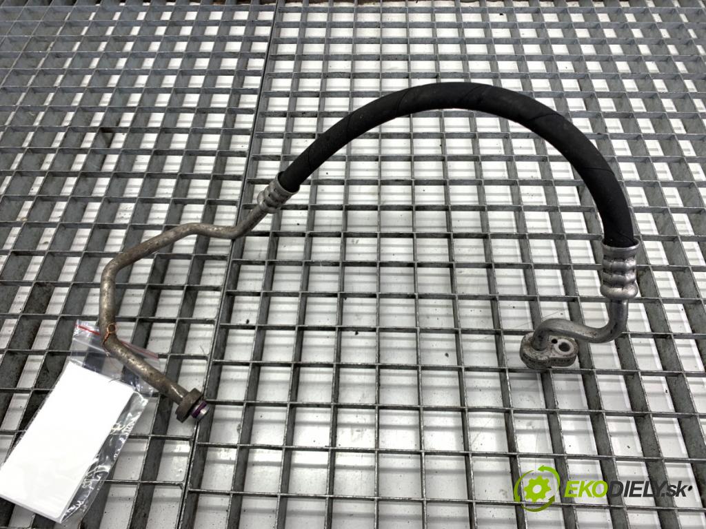 VW GOLF VII Kombi 2015 110 kW 2.0 TDI 1968 rúrka klimatizácie 5Q0816721B (Rúrka klimatizácie)