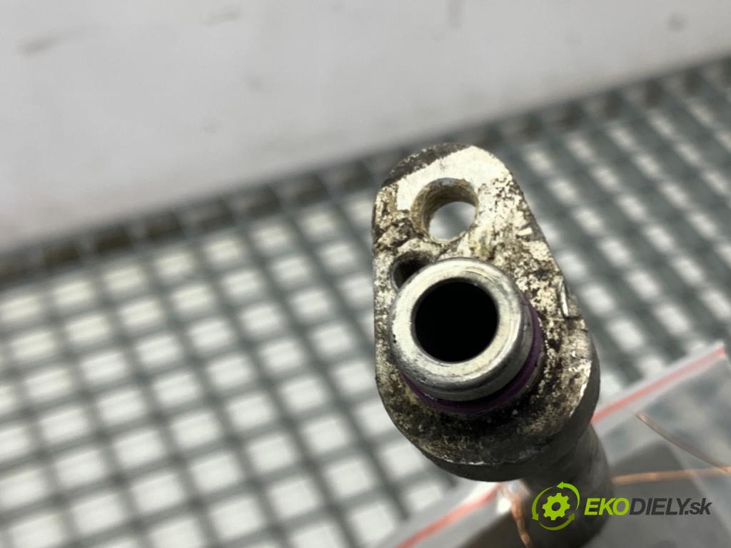 VW GOLF VII Kombi 2015 110 kW 2.0 TDI 1968 rúrka klimatizácie 5Q0816721B (Rúrka klimatizácie)