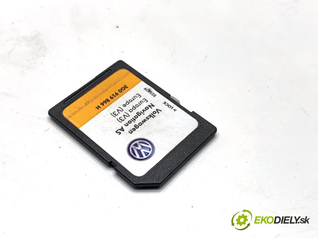 VW GOLF VII Kombi 2015 110 kW 2.0 TDI 1968 KARTA: navigácie SD 3G0919866H