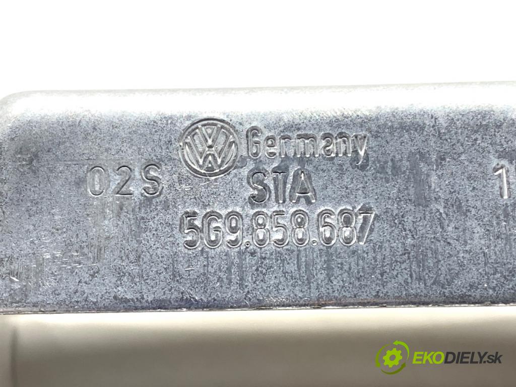 VW GOLF VII Kombi 2015 110 kW 2.0 TDI 1968 držák držadlo čalounění přední část pravá 5G9858687