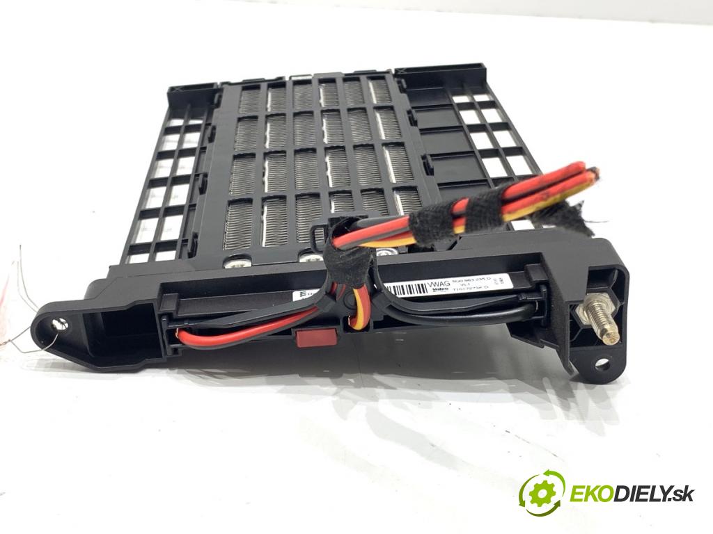 VW GOLF VII Kombi 2015 110 kW 2.0 TDI 1968 topné těleso radiátor topení elektrická 5Q0963235D (Radiátor topení)