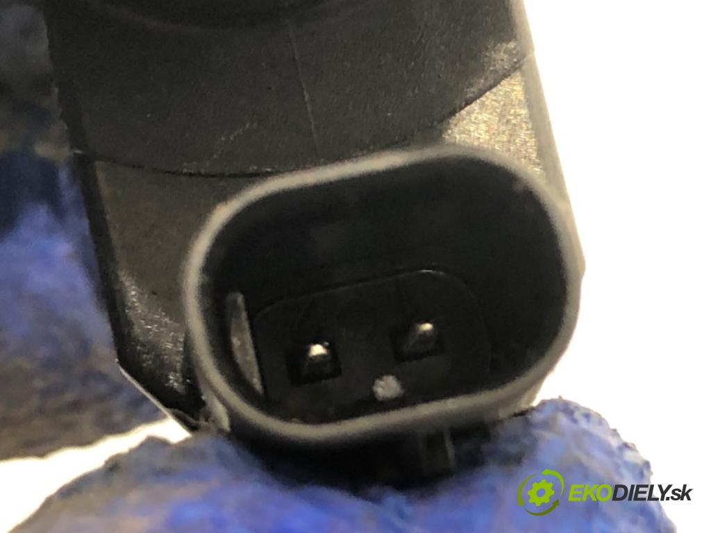 BMW G30 sedan 2022 140 kW 520 d xDrive 1995 ventil tlaku 8570591 (Ventil)