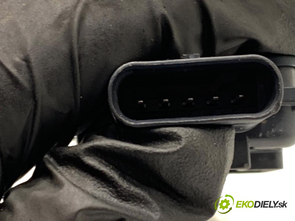 BMW G30 sedan 2022 140 kW 520 d xDrive 1995 sonda NOX 8594553