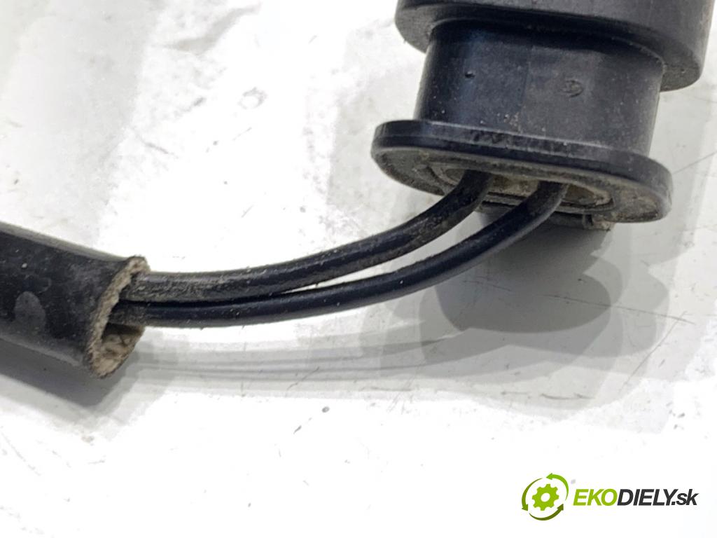 BMW G30 sedan 2022 140 kW 520 d xDrive 1995 snímač teploty spalín  (Snímač)