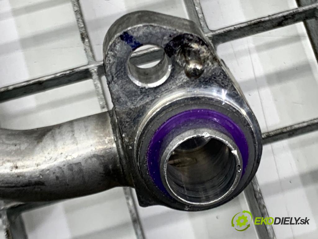 BMW G30 sedan 2022 140 kW 520 d xDrive 1995 rúrka klimatizace 9875454 (Trubka klimatizace)