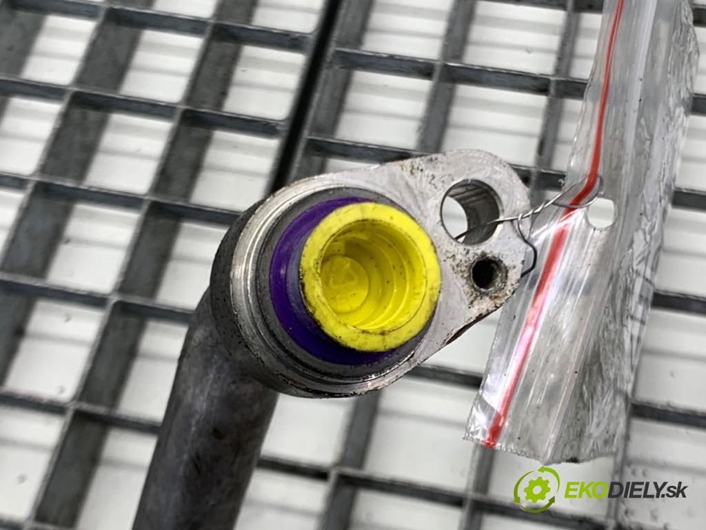 BMW G30 sedan 2022 140 kW 520 d xDrive 1995 rúrka klimatizace 9875454 (Trubka klimatizace)