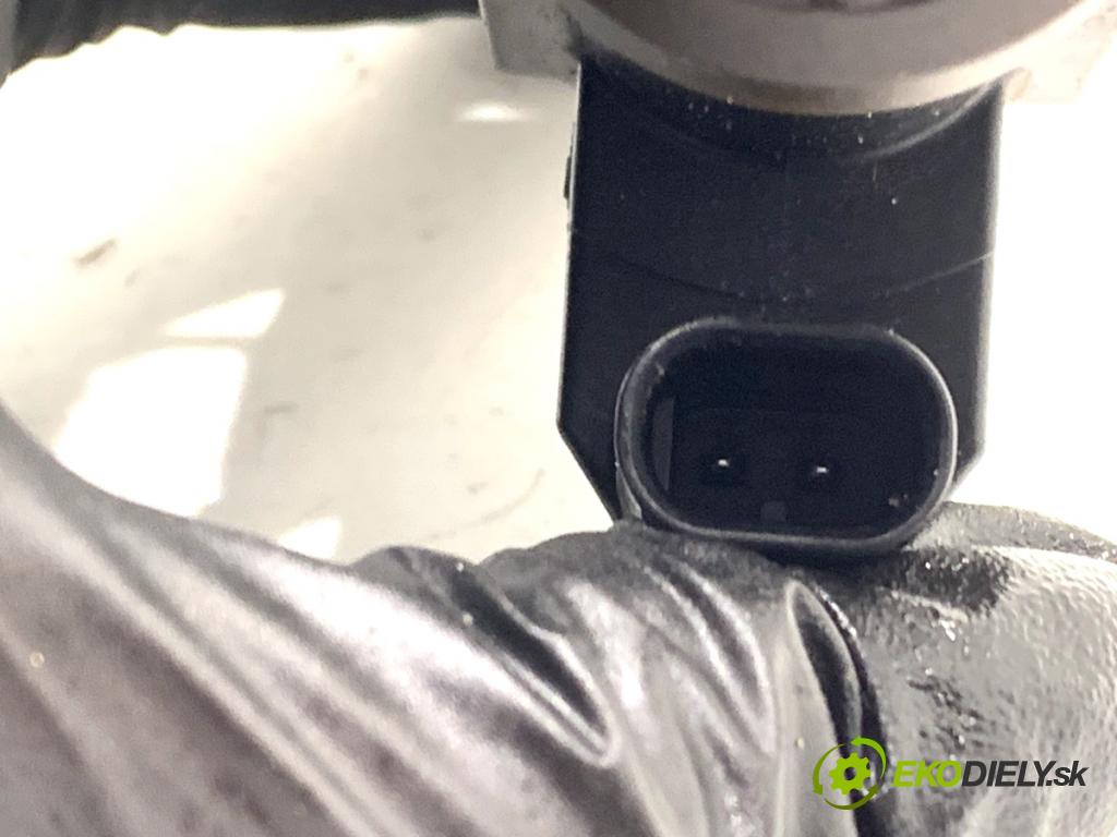 BMW G30 sedan 2022 140 kW 520 d xDrive 1995 ventil tlaku 8570591 (Ventil)