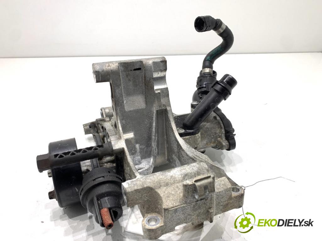 BMW G30 sedan 2022 140 kW 520 d xDrive 1995 pumpa vody 8593269 (Vodní pumpa)