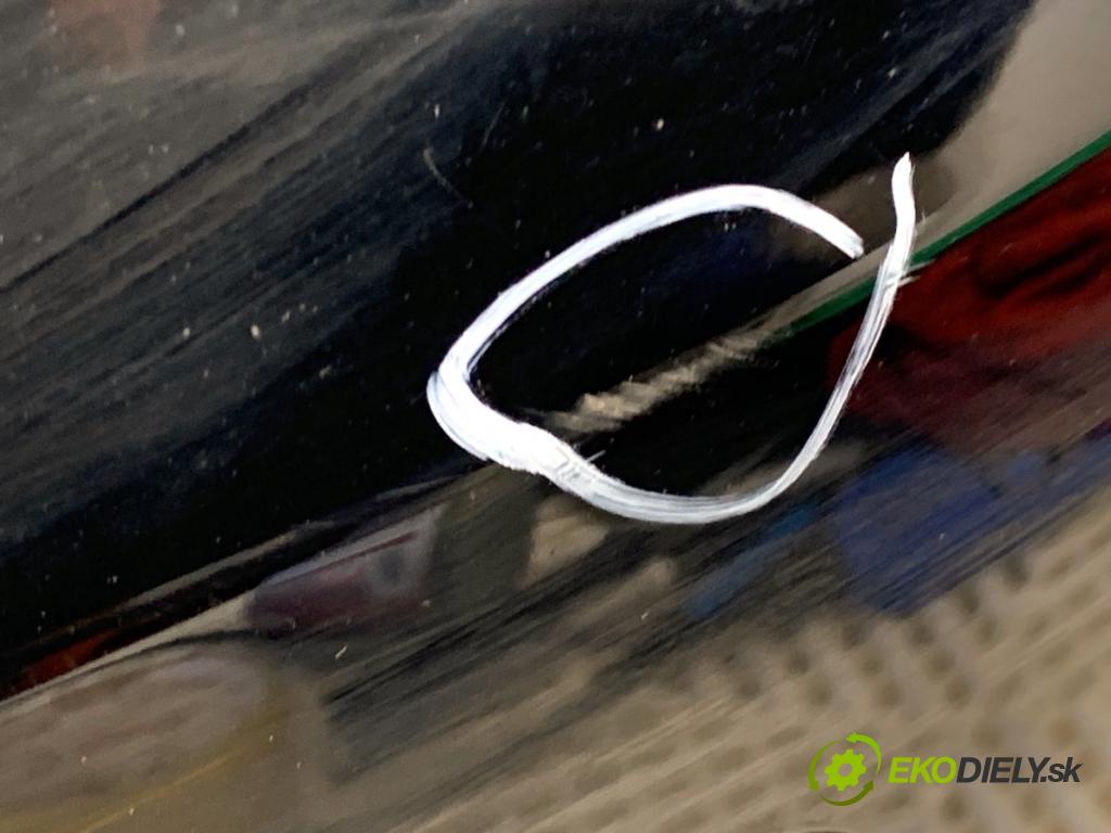 AUDI A5 F5 coupe 2017 140 kW 2.0 TDI 1968 nárazník zadní část LY9B (Klika dveří ostatní)