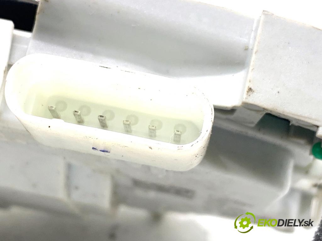 AUDI A5 F5 coupe 2017 140 kW 2.0 TDI 1968 zámok Dvere ľavy zad 8X0839015C