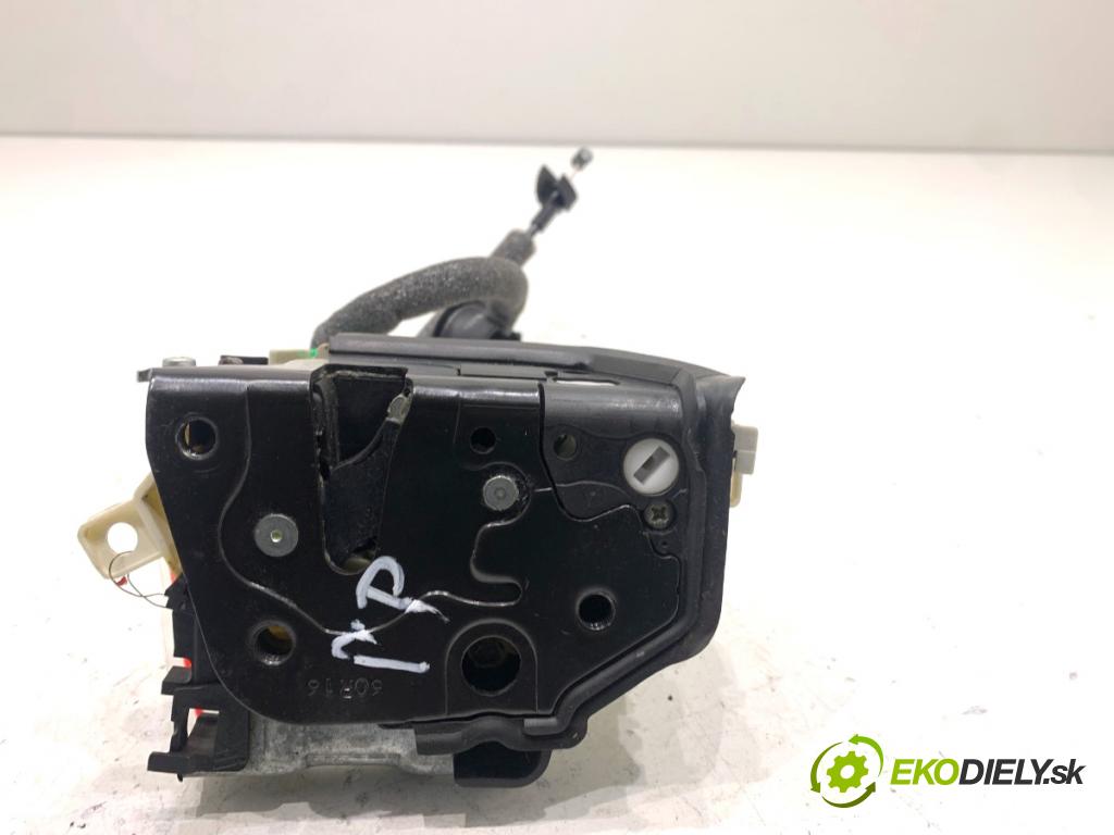 AUDI A5 F5 coupe 2017 140 kW 2.0 TDI 1968 zámok Dvere pravy predný 8X1837016B