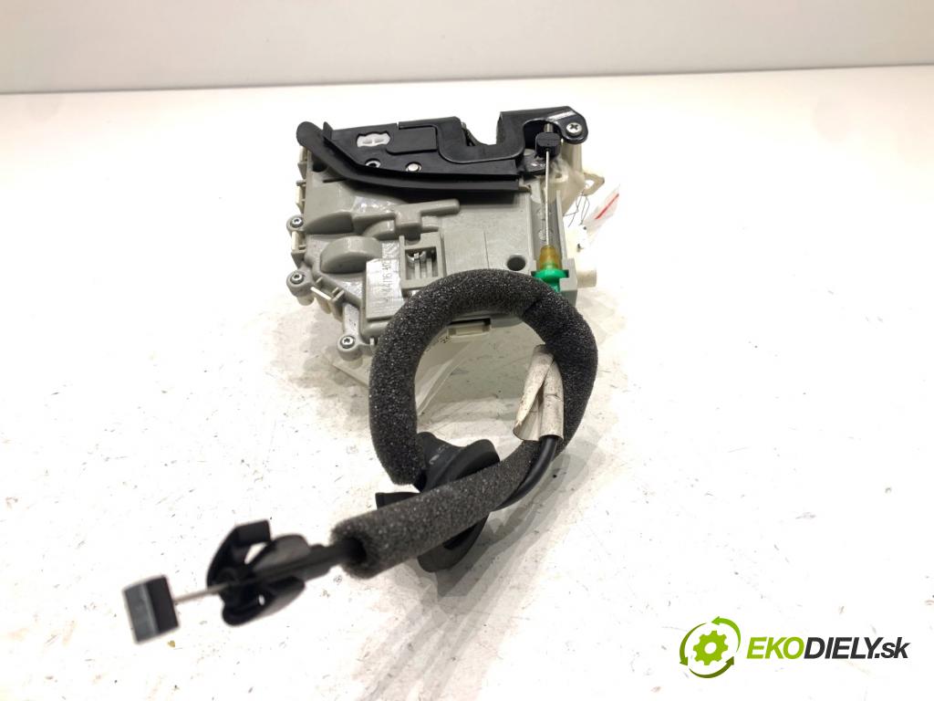 AUDI A5 F5 coupe 2017 140 kW 2.0 TDI 1968 zámok Dvere pravy predný 8X1837016B