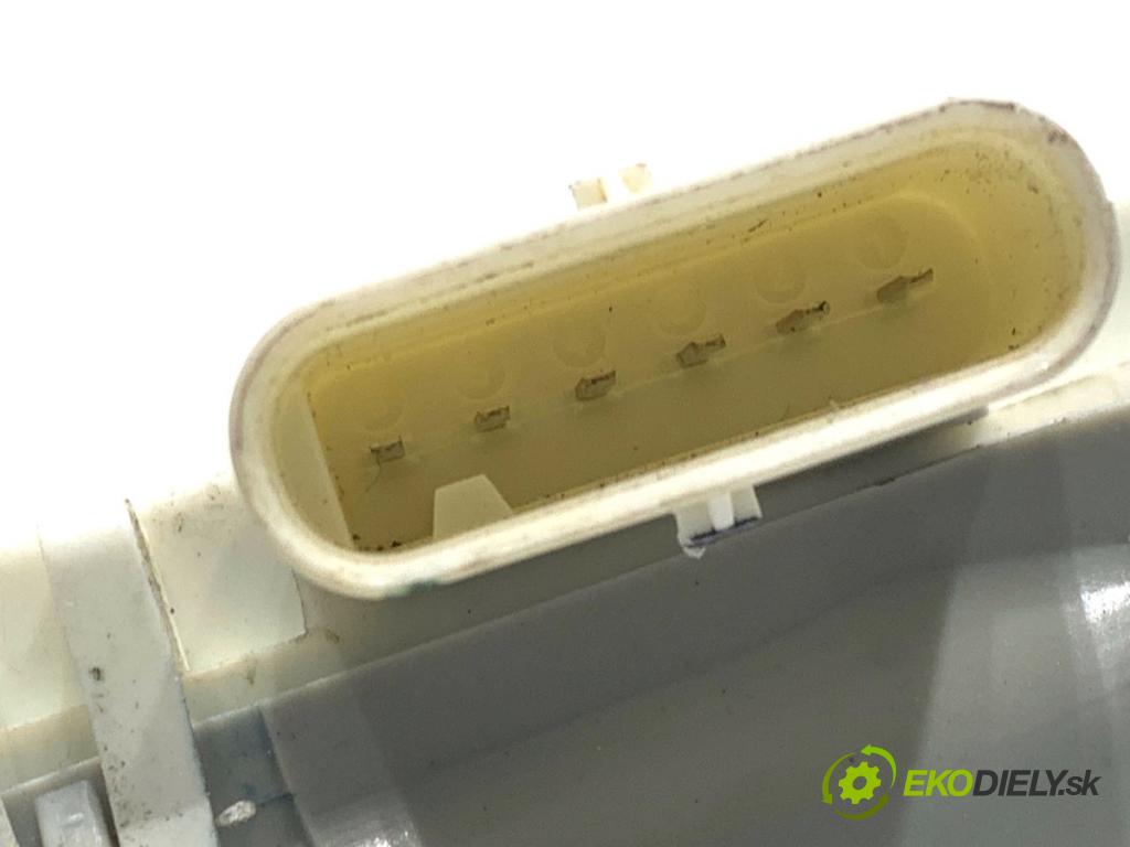 AUDI A5 F5 coupe 2017 140 kW 2.0 TDI 1968 zámok Dvere pravy predný 8X1837016B