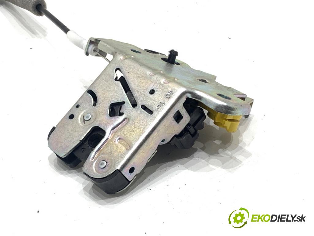 AUDI A5 F5 coupe 2017 140 kW 2.0 TDI 1968 zámok dverí zad 4M0827506D