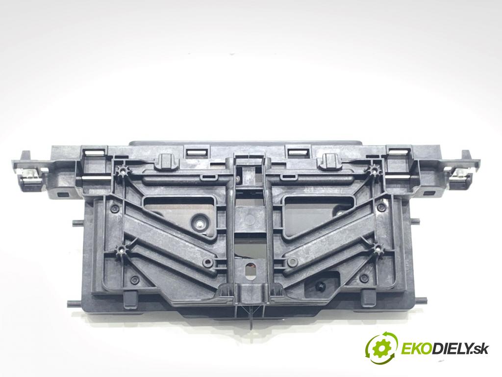 AUDI A5 F5 coupe 2017 140 kW 2.0 TDI 1968 Displej 8W0919604 (Přístrojová deska)