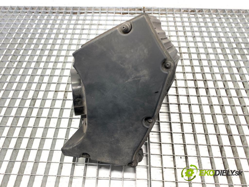 AUDI A5 F5 coupe 2017 140 kW 2.0 TDI 1968 Obal filtra vzduchu 8W0133835P (Obal vzduchového filtra)