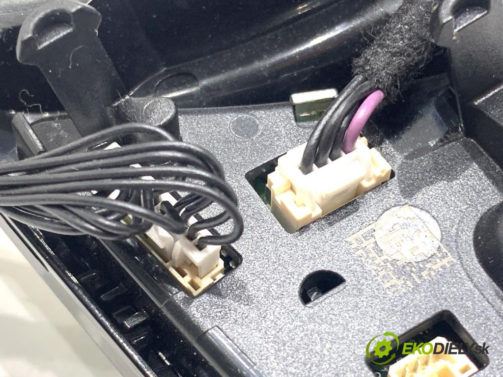 AUDI A5 F5 coupe 2017 140 kW 2.0 TDI 1968 SPÍNAČE: volantu 8W0419091CK