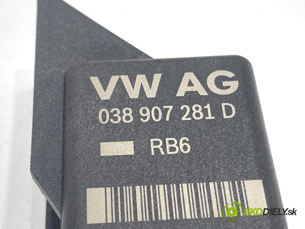 AUDI A5 F5 coupe 2017 140 kW 2.0 TDI 1968 relé sviečok žhavenia 038907281D (Relé)