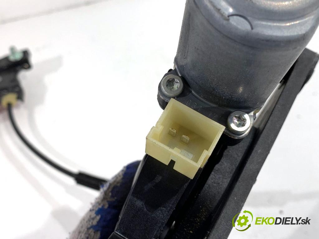 AUDI A5 F5 coupe 2017 140 kW 2.0 TDI 1968 Mechanizmus okna pravy zad 8W8839462 8W0959802