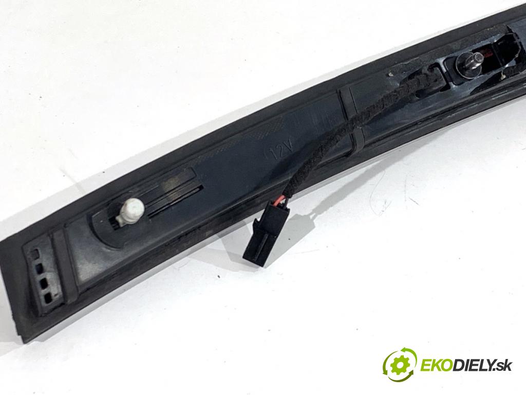 AUDI A5 F5 coupe 2017 140 kW 2.0 TDI 1968 světlo brzdových světel 8W8945097