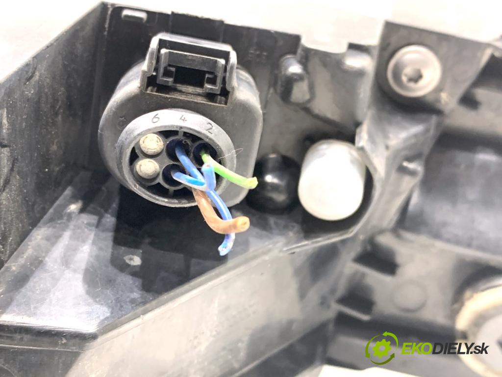 AUDI A5 F5 coupe 2017 140 kW 2.0 TDI 1968 Svetlo ľavy zad 8W6945091C