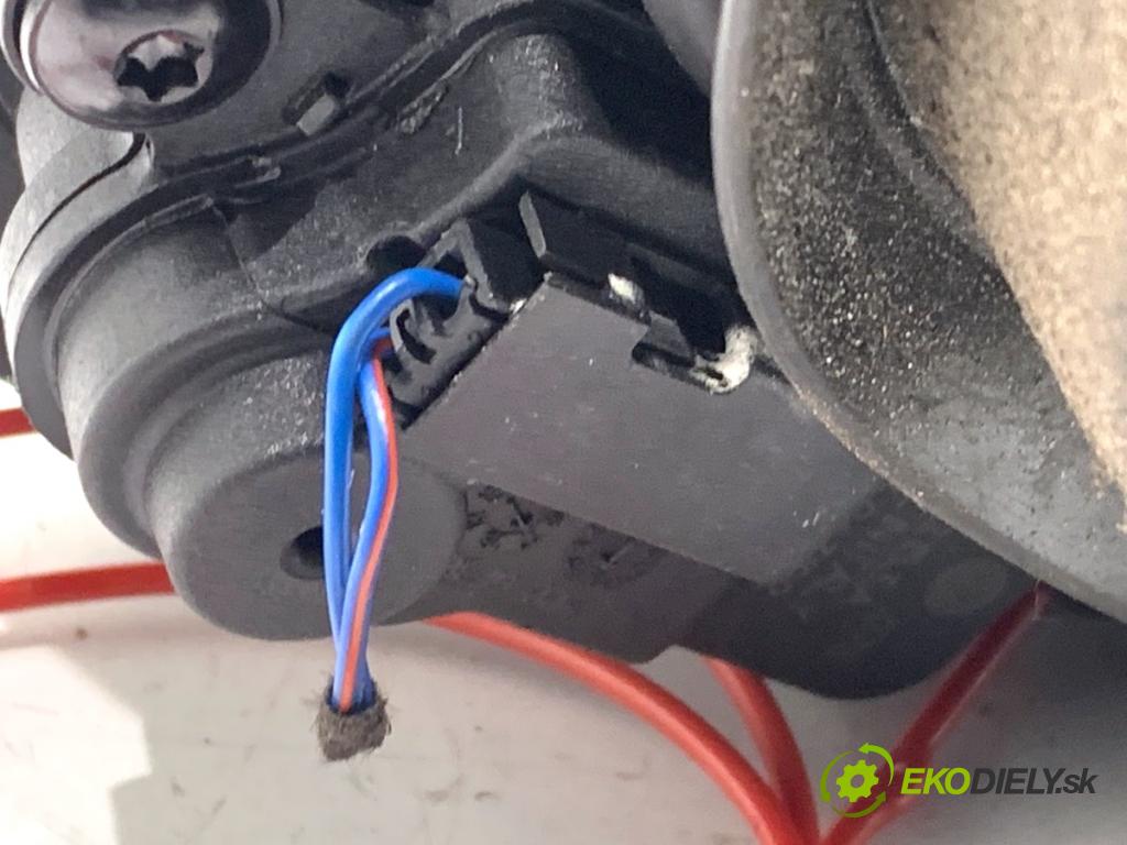 AUDI A5 F5 coupe 2017 140 kW 2.0 TDI 1968 Dvierka nádrže paliva  (Kľučka dverí ostatné)