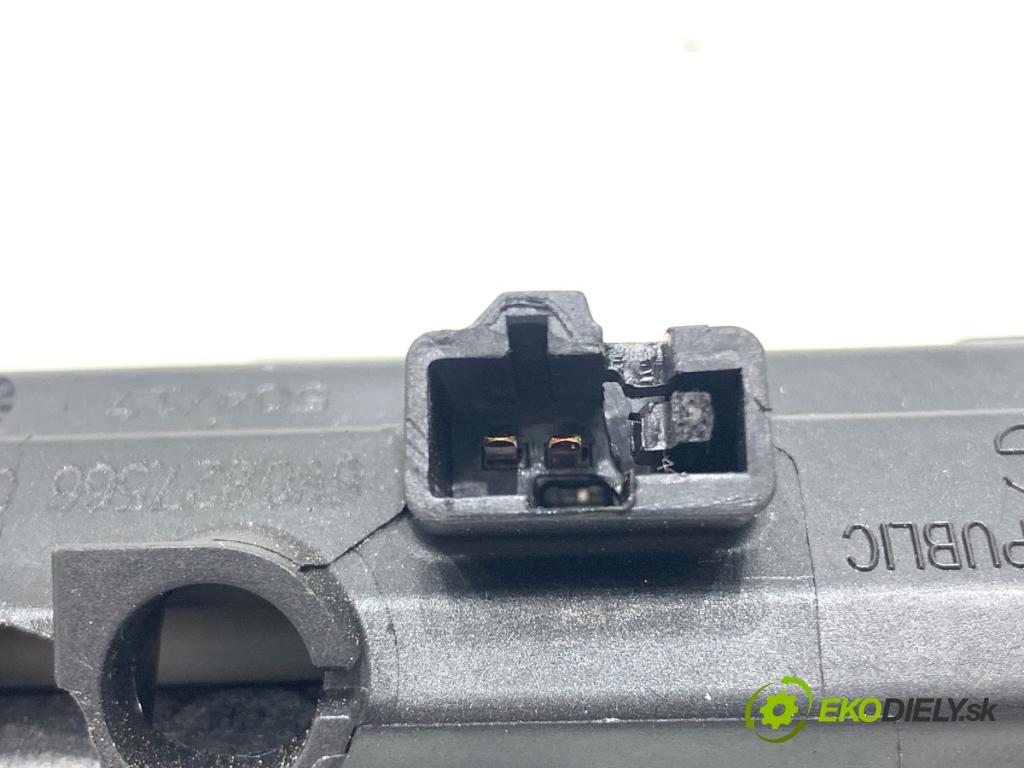 AUDI A5 F5 coupe 2017 140 kW 2.0 TDI 1968 klika dveří zadní část 6V0827566