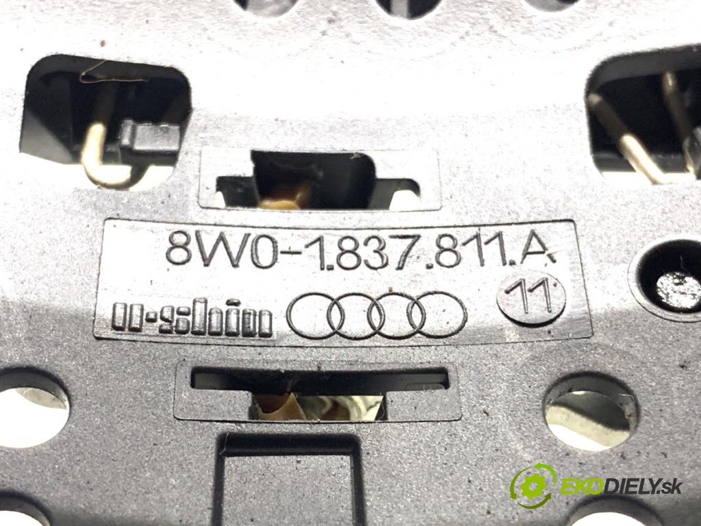 AUDI A5 F5 coupe 2017 140 kW 2.0 TDI 1968 klika vnejší levý přední část 8W01837811A