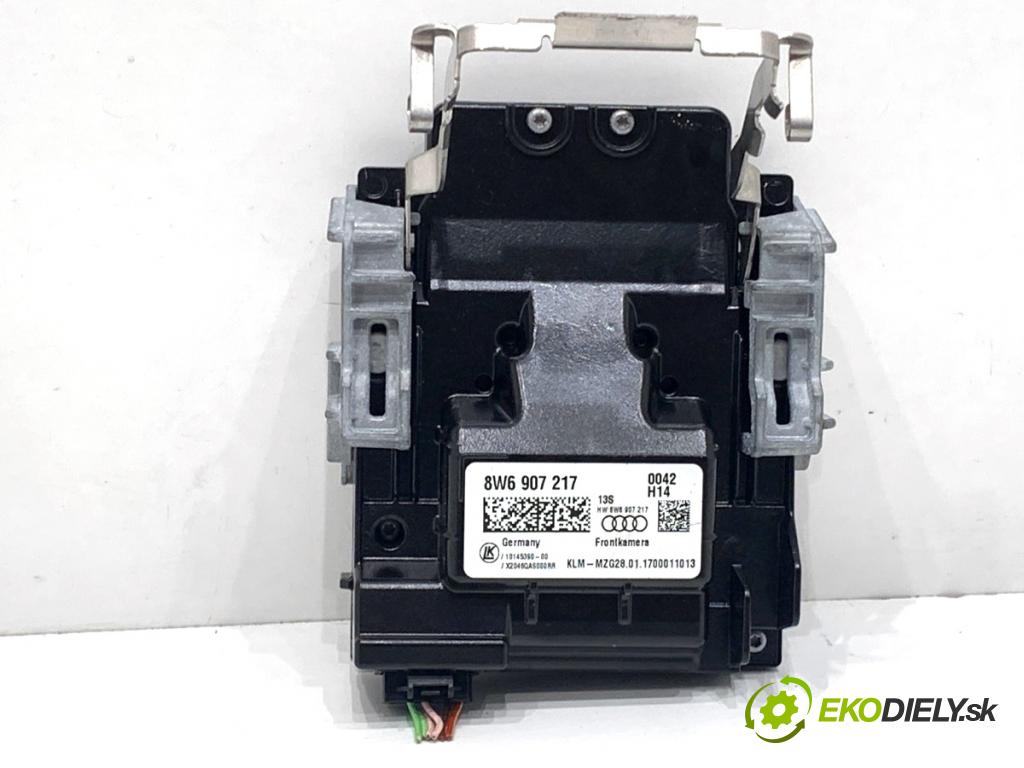 AUDI A5 F5 coupe 2017 140 kW 2.0 TDI 1968 KAMERA predný 8W6907217