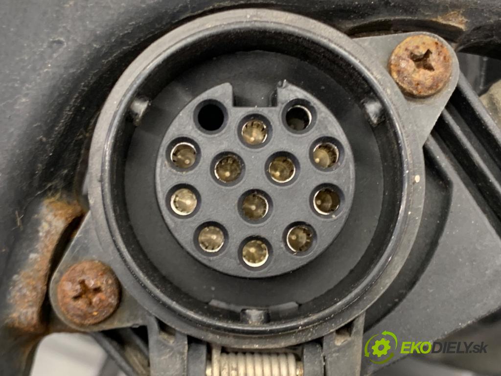 AUDI A5 F5 coupe 2017 140 kW 2.0 TDI 1968 Hák ťažné zariadenie 8W0800491M (Ťažné zariadenie)