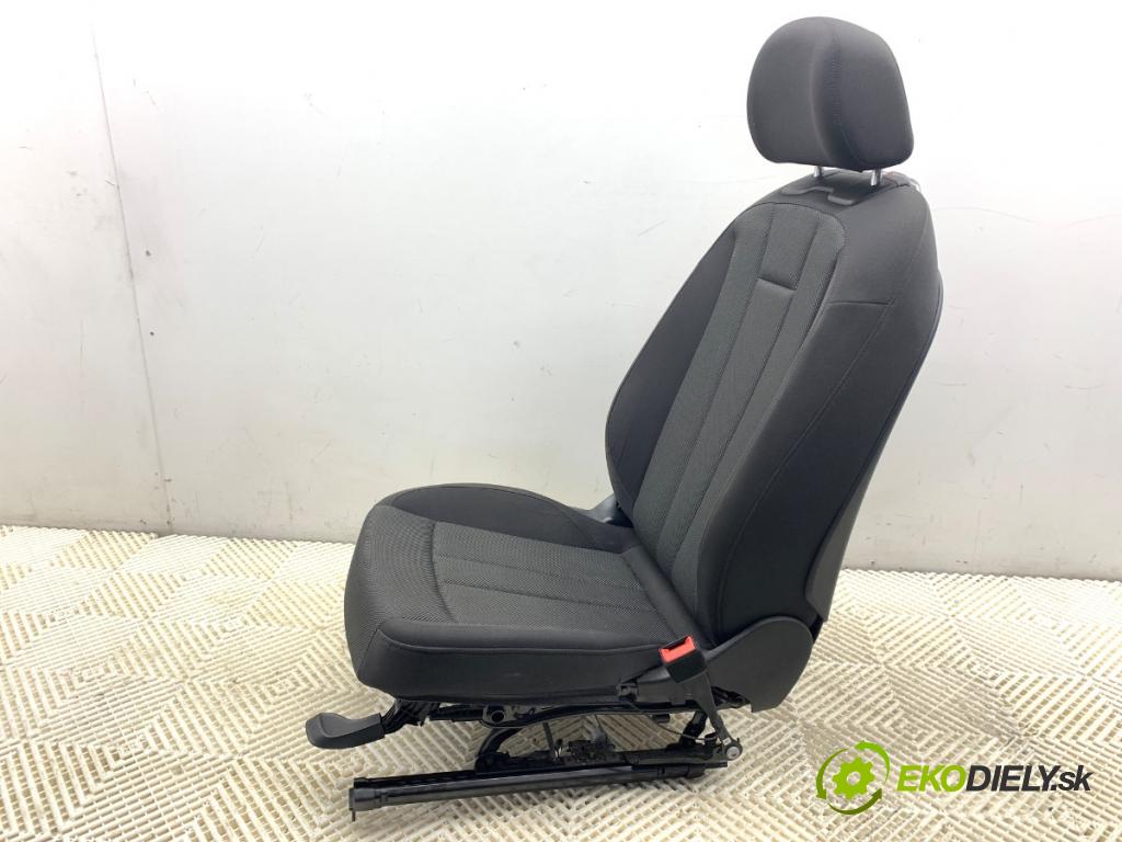 AUDI A5 F5 coupe 2017 140 kW 2.0 TDI 1968 Sedadlo pravy predný