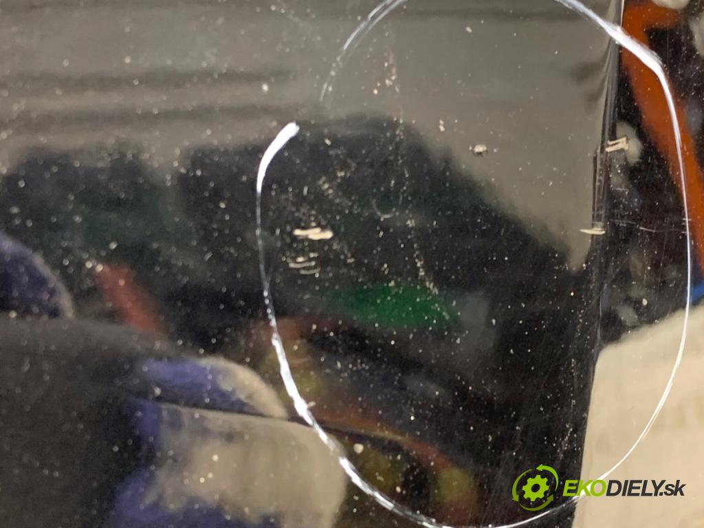 AUDI A5 F5 coupe 2017 140 kW 2.0 TDI 1968 Blatník pravy predný