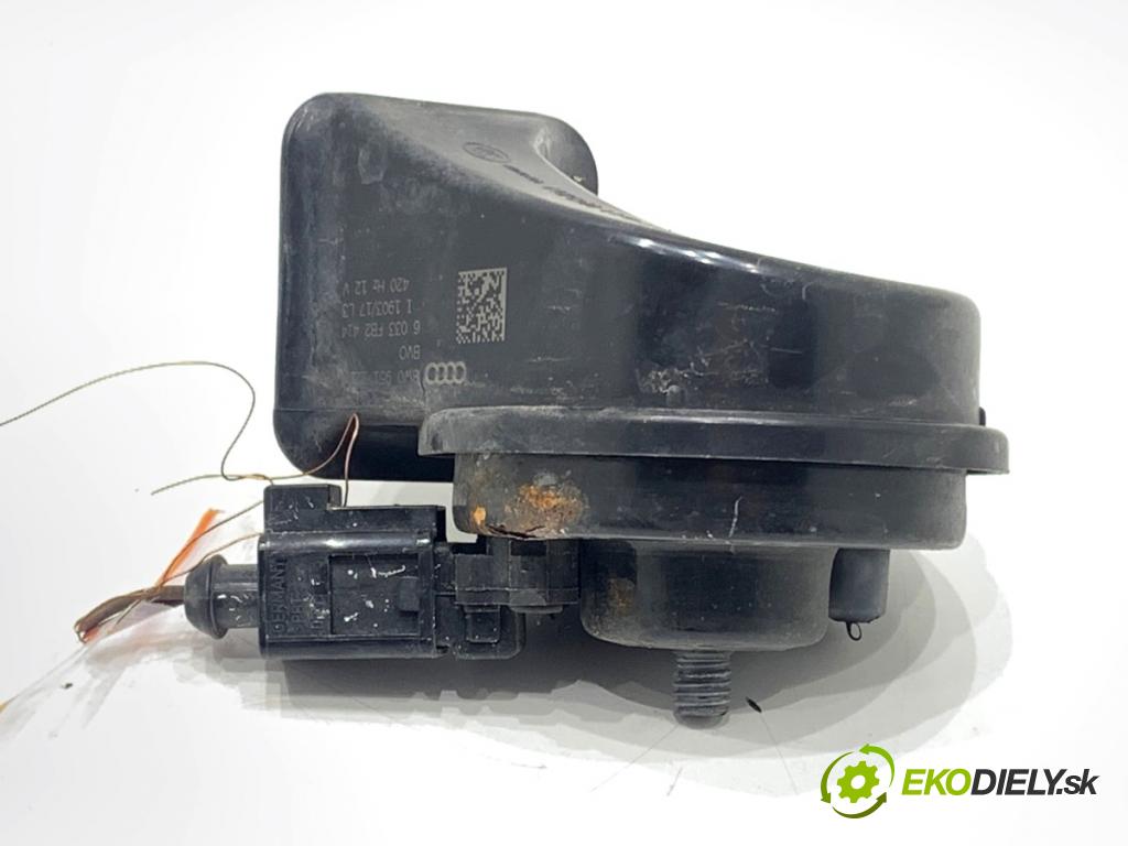 AUDI A5 F5 coupe 2017 140 kW 2.0 TDI 1968 klaksón 8W0951221