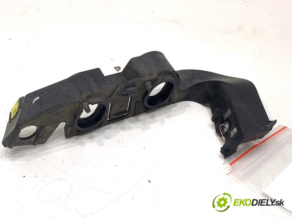 AUDI A5 F5 coupe 2017 140 kW 2.0 TDI 1968 úchyt nárazníka pravý přední část 8W6807284